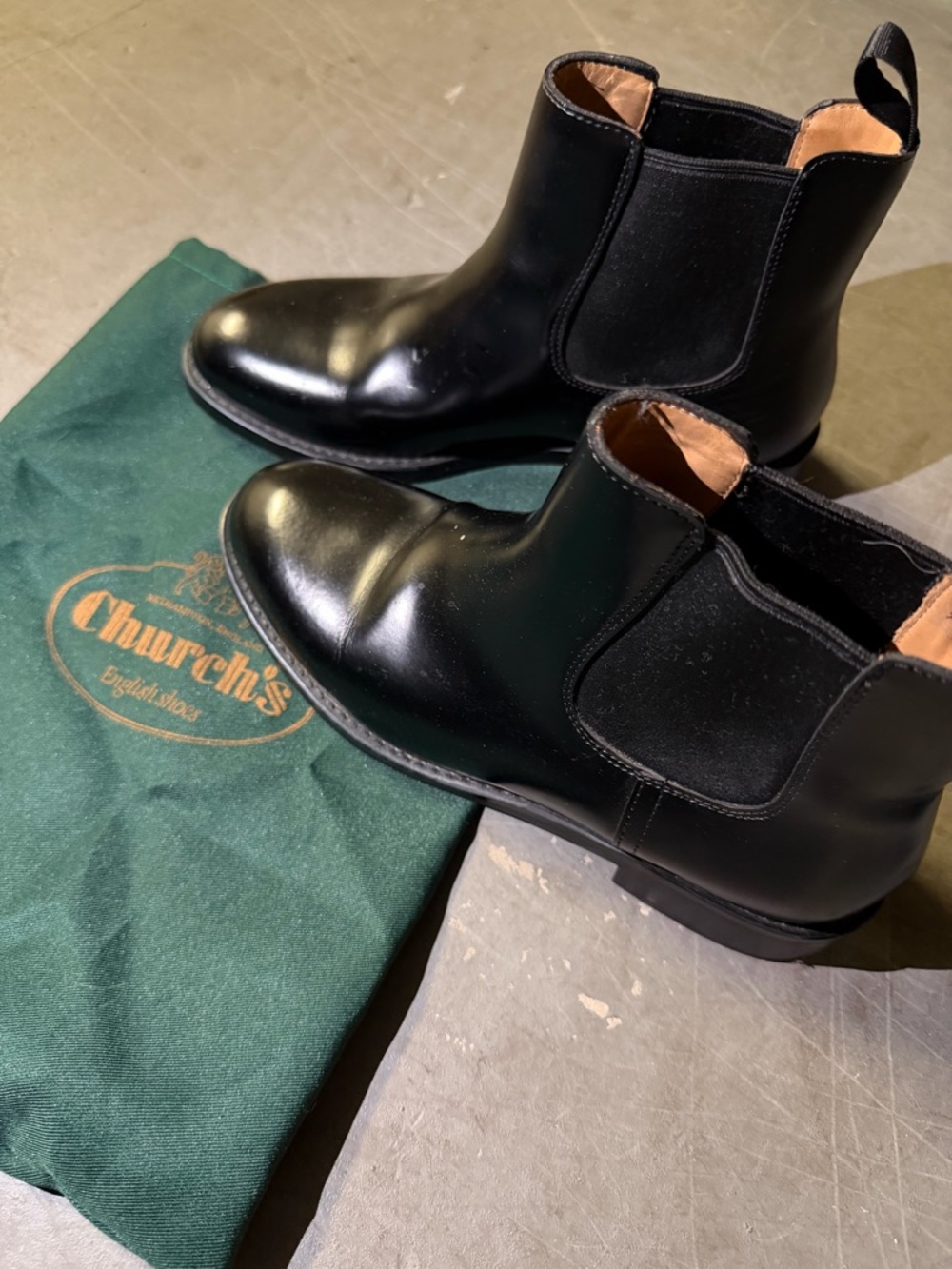 Church's Black Leather Chukka I'm Boots